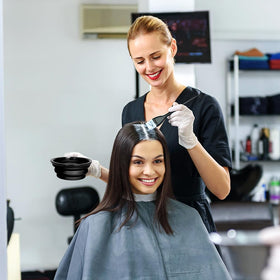 Small brush and comb-brush included in MOONMINI Hair Dye Set