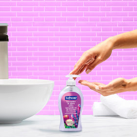 Softsoap Lavender and Shea Liquid Hand Soap 11.25 oz bottle side view