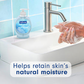 Softsoap Liquid Hand Soap Fresh Breeze lather demonstration