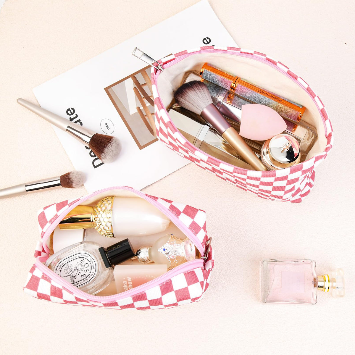 SOIDRAM Checkered Makeup Bag Set displayed with cosmetics