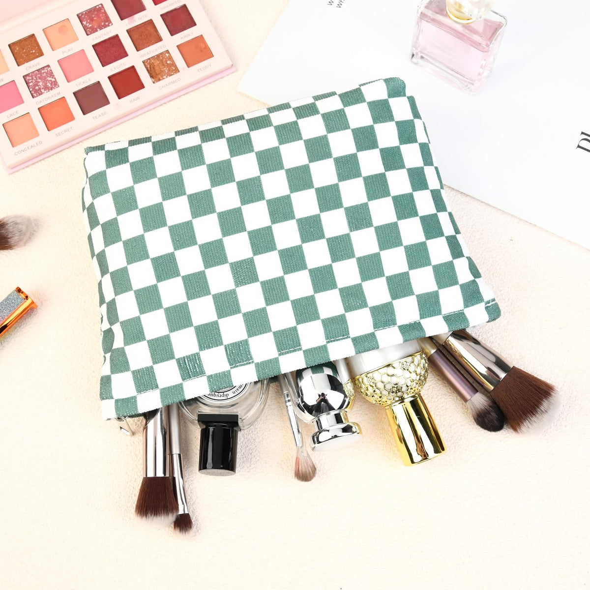 SOIDRAM cosmetic bags with various beauty products inside