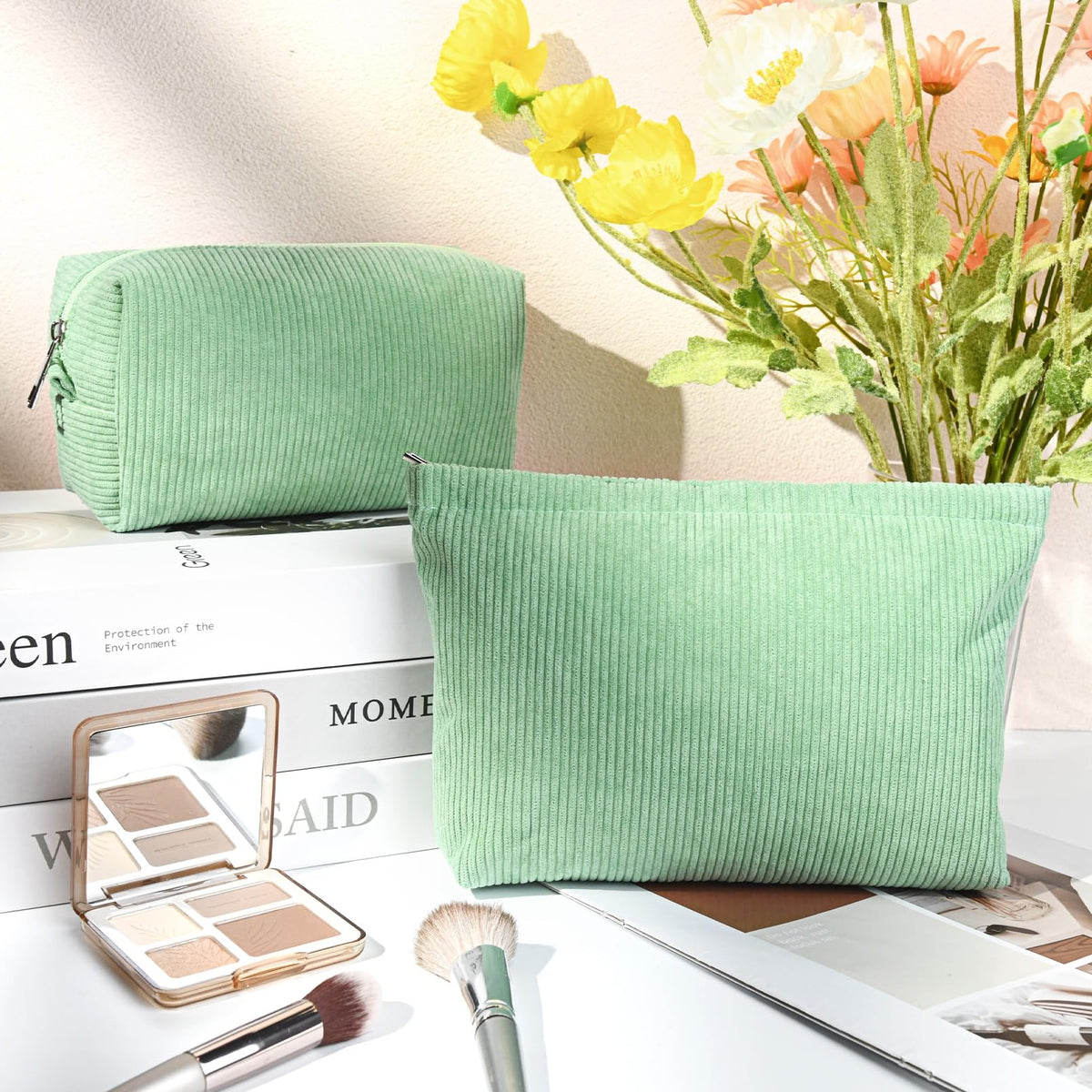 SOIDRAM large cosmetic bag open view with makeup items