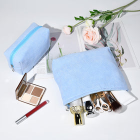 SOIDRAM small corduroy bag in travel setting
