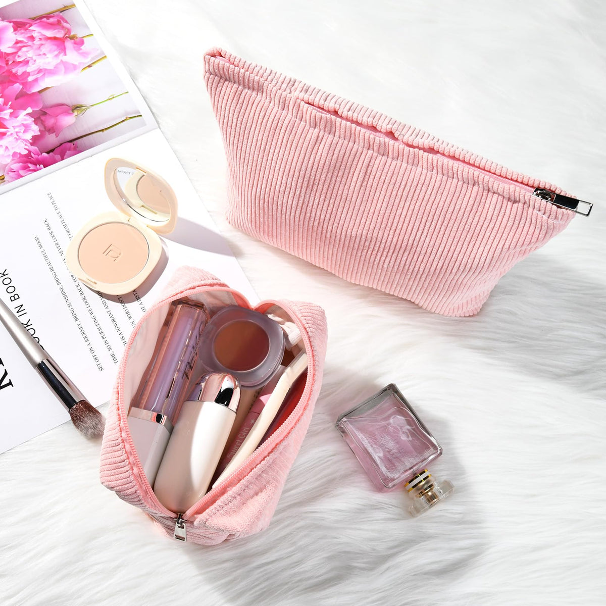 SOIDRAM small corduroy makeup bag inside view