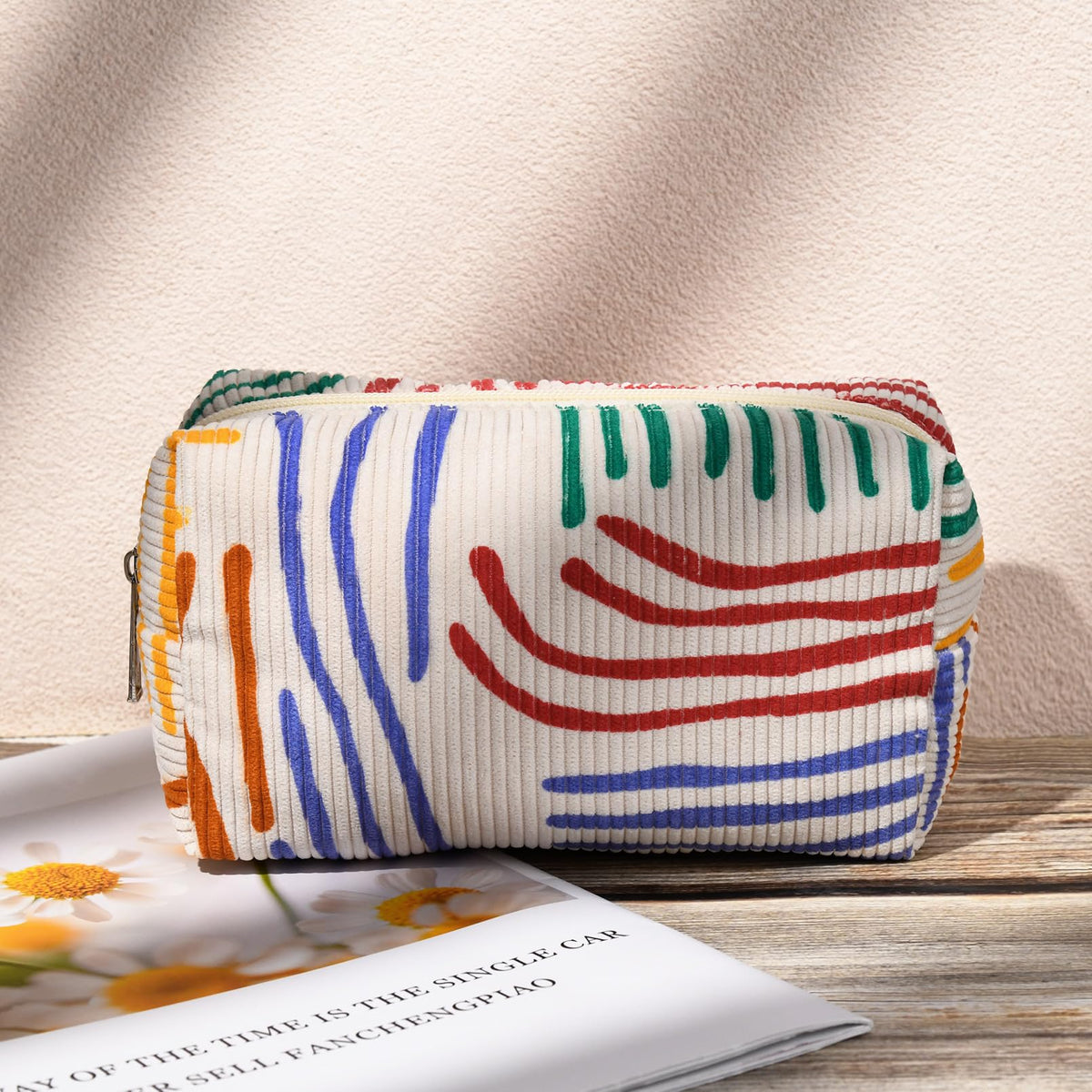 SOIDRAM striped makeup bag with metal zipper close-up