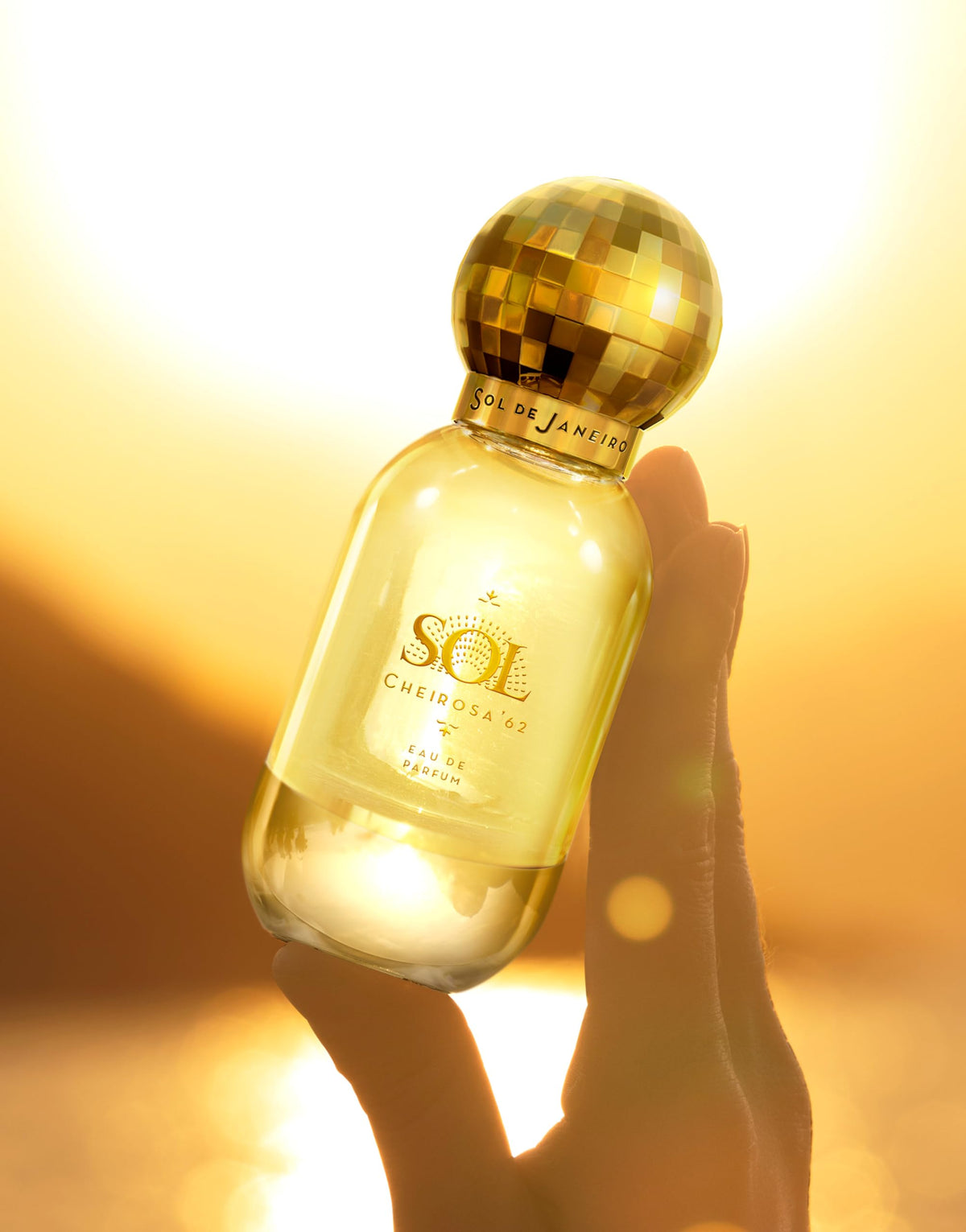 Sol de Janeiro Cheirosa 62 Eau de Parfum lifestyle scene