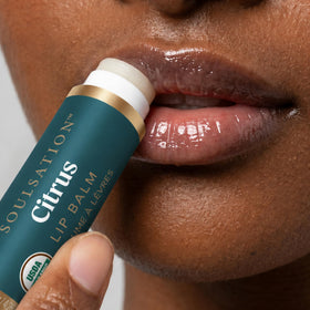 SOULSATION lip balm set on a travel bag