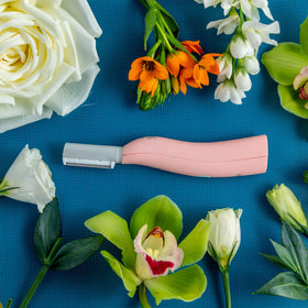 SPA SCIENCES SIMA Dermaplane Razor with user instructions