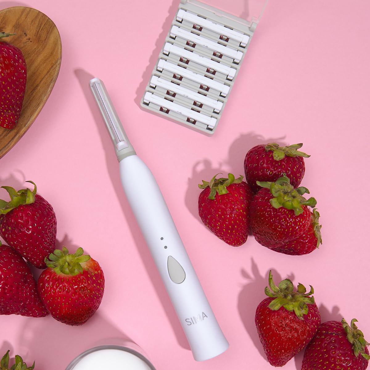 SPA SCIENCES SIMA Dermaplaning Blade Replacement Kit side view