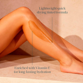 St.Tropez Ultimate Tan Body Brush for even application