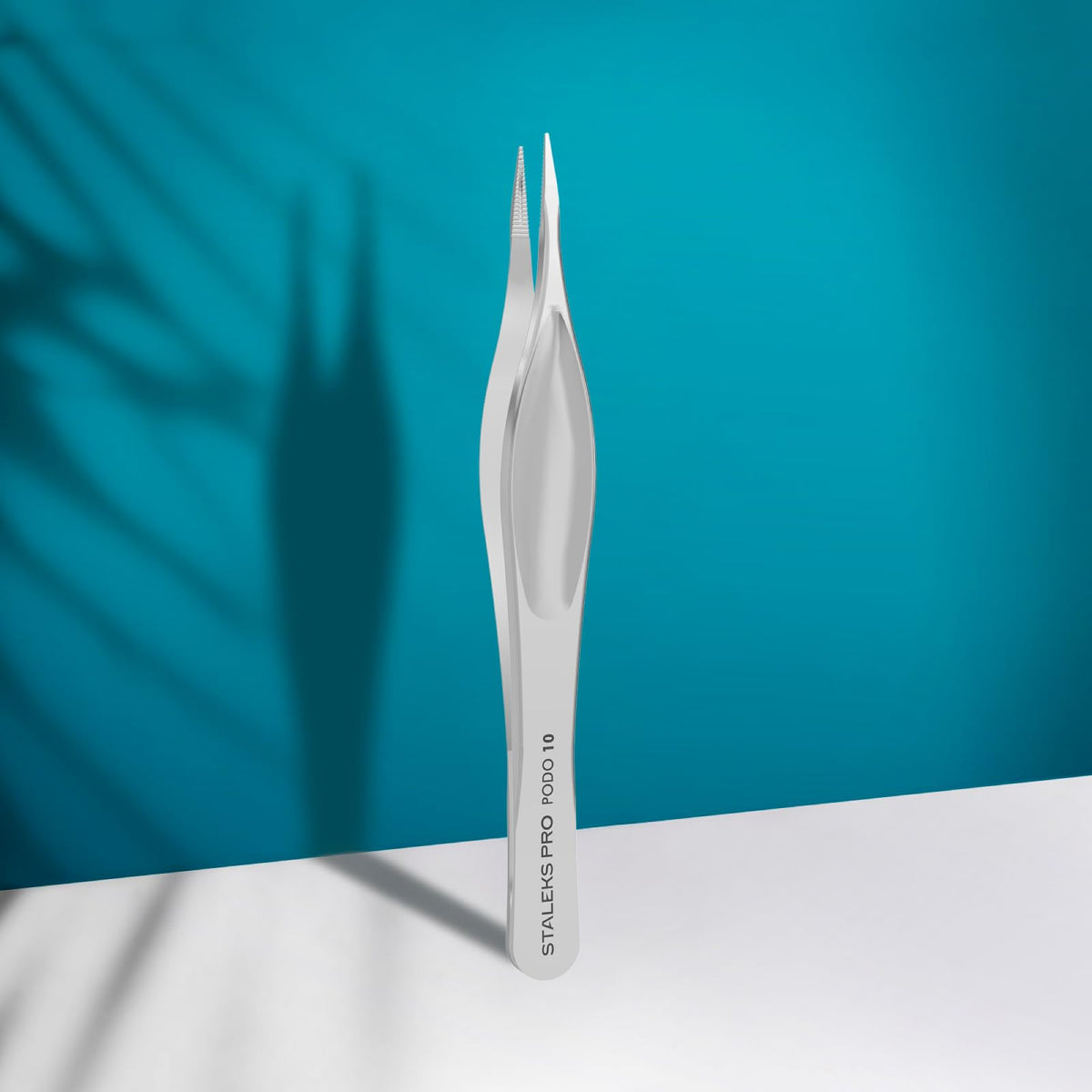 Staleks PODO 10 Podology Tweezers close-up of slim tips