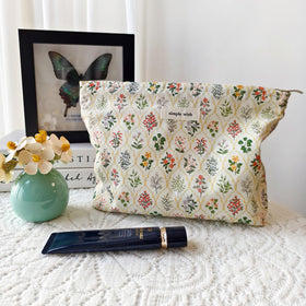 STARDW Floral Makeup Bag open showing interior