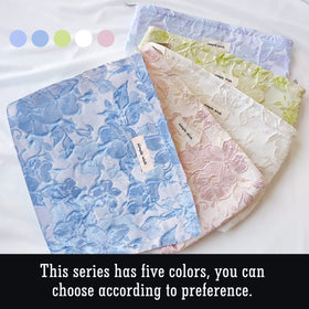 STARDW Floral Makeup Bag packaging display