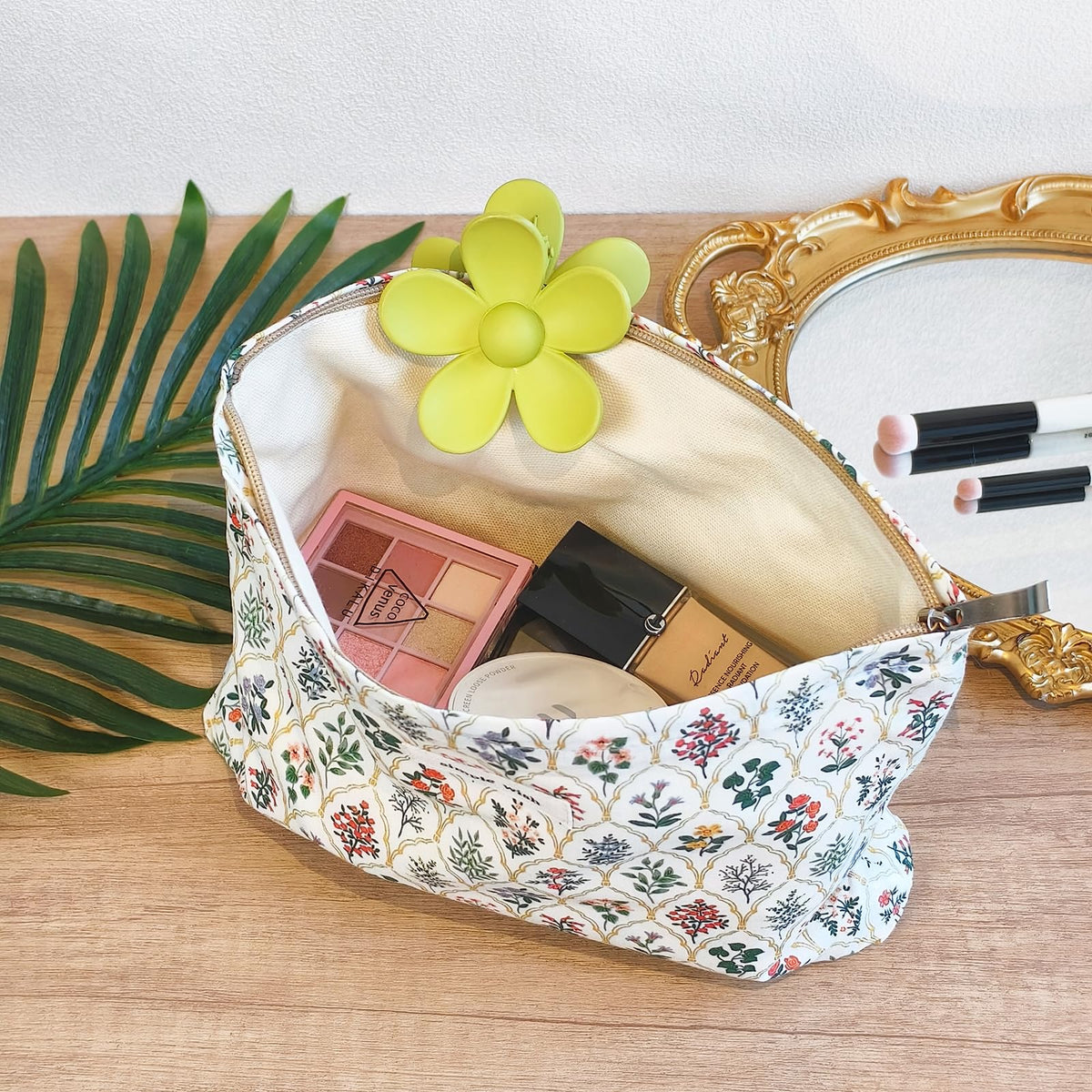 STARDW Floral Makeup Bag side view with floral design