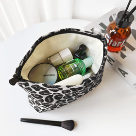 STARDW Leopard Makeup Bag Organizer open-top design with cosmetics inside