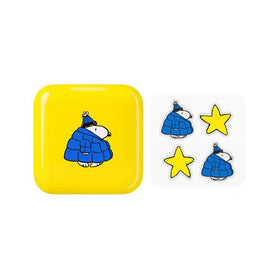 Starface Hydro-Star® Blue Snoopy Compact front view with patches