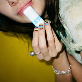 Starface Star Balm® lip balm lifestyle scene