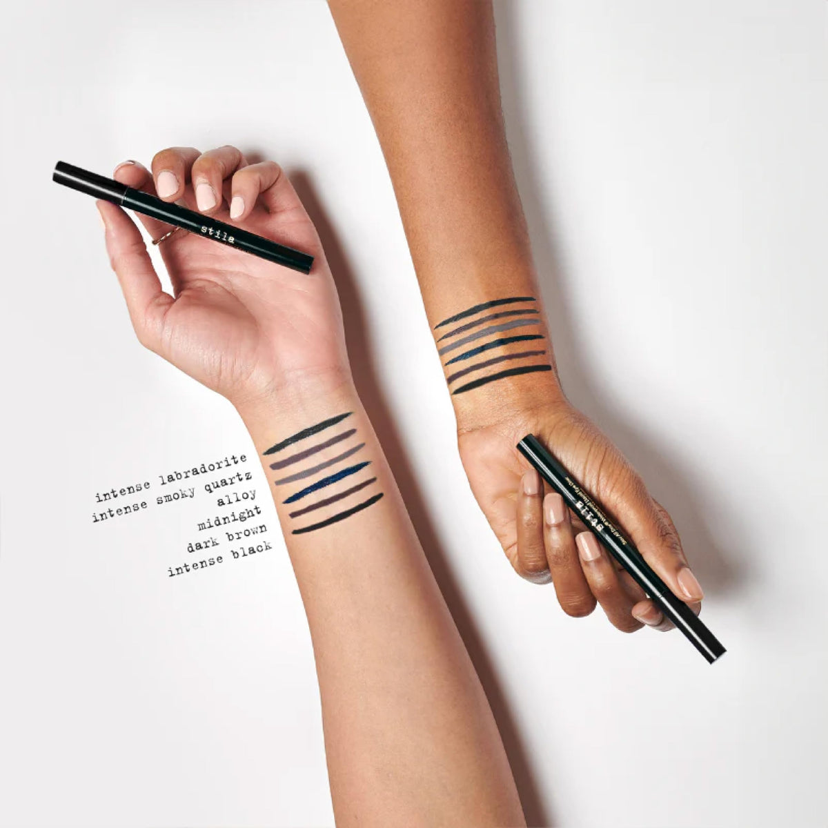 stila Waterproof Liquid Eyeliner Stay All Day Dark Brown tip close-up
