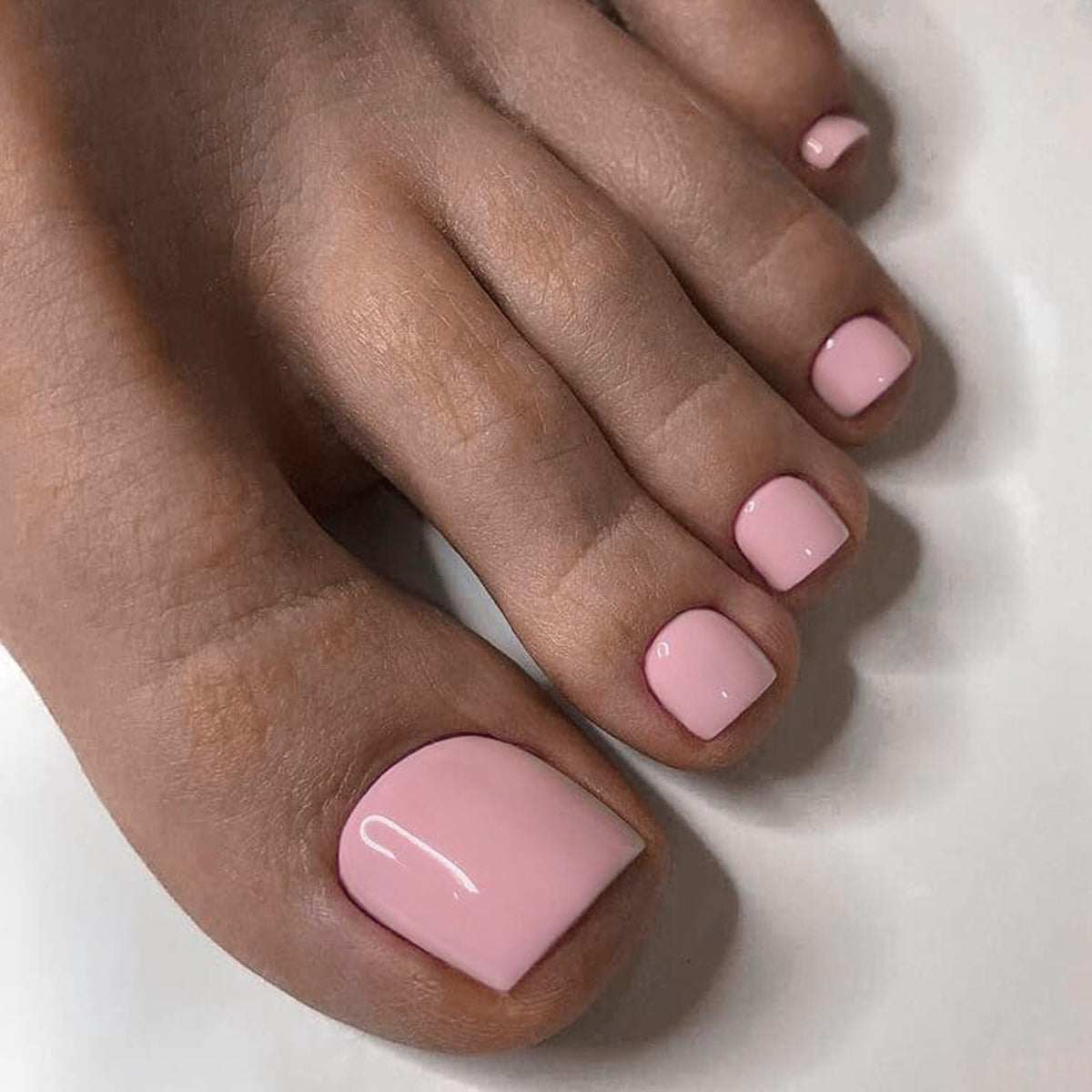 Storage case for LuckForever press on toenails