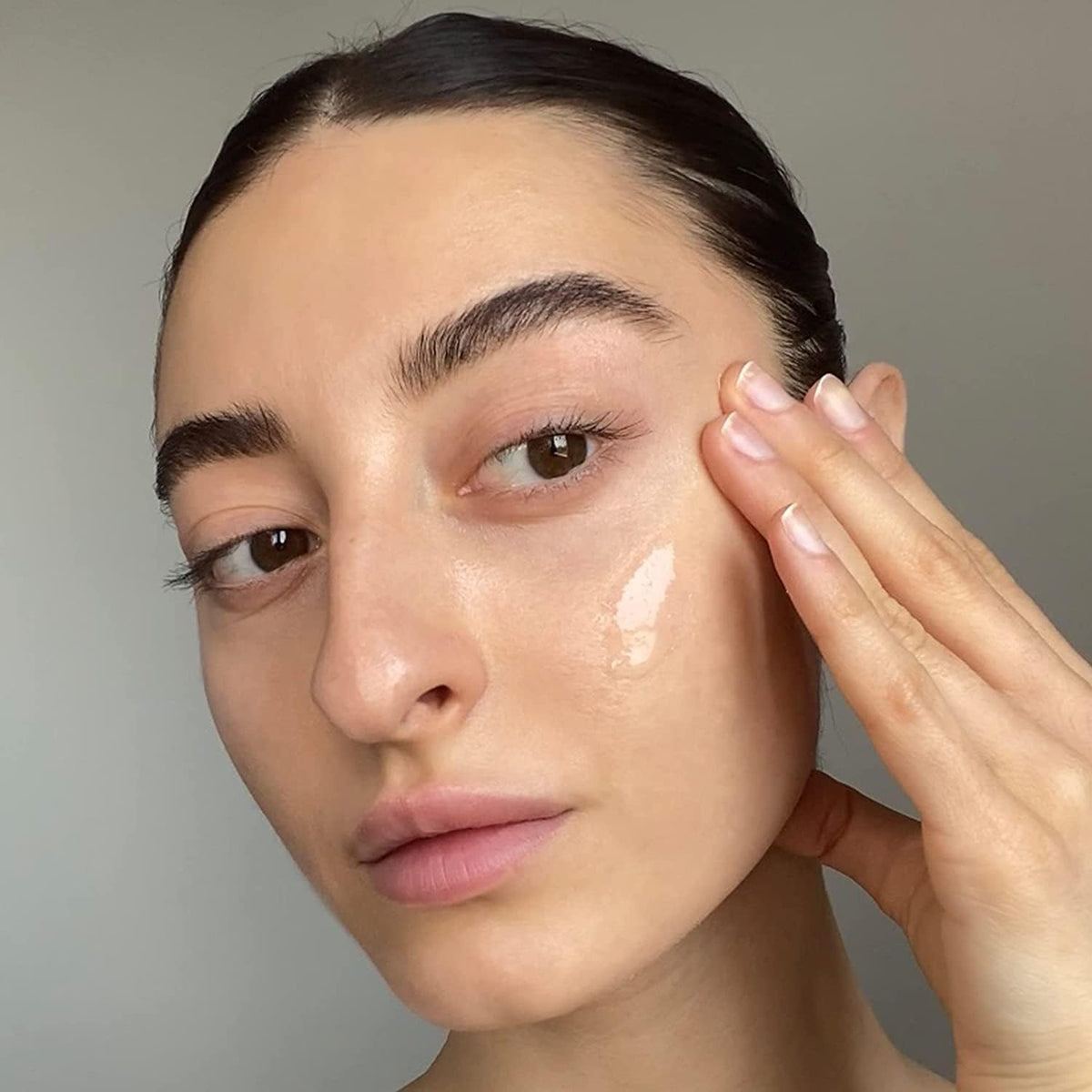 Summer Fridays Super Amino Gel Facial Cleanser with other skincare products