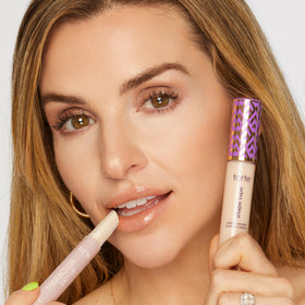 swatch of Maracuja Juicy Lip Balm on lips