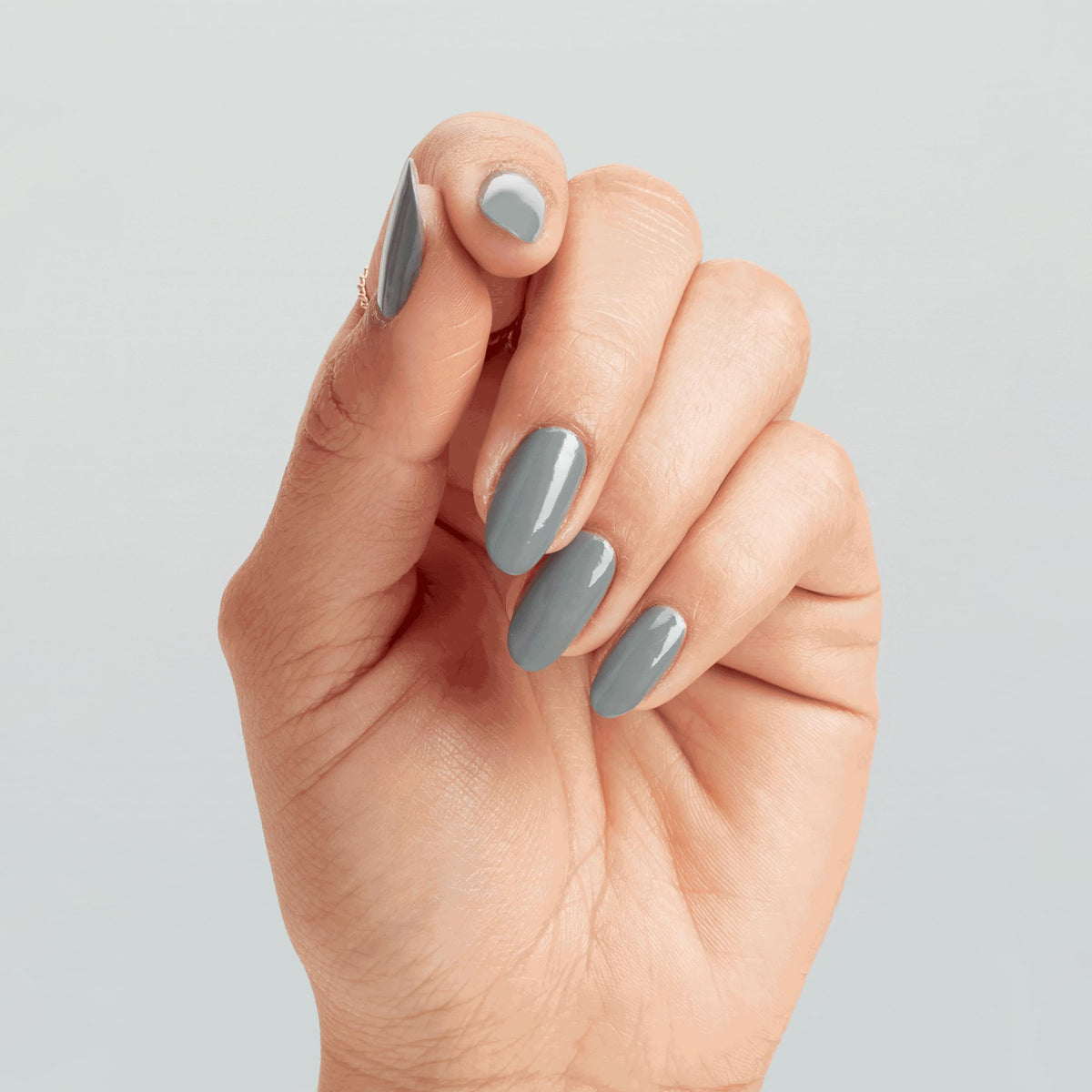 Swatch of OPI Suzi Talks with Her Hands nail polish on nails