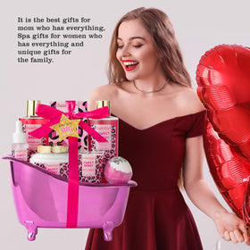 Sweet berry scented products from Saint Roy Bath Set