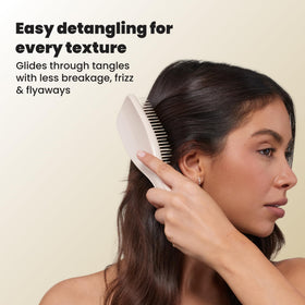 TANGLE TEEZER Ultimate Detangler Brush Cappuccino lifestyle scene