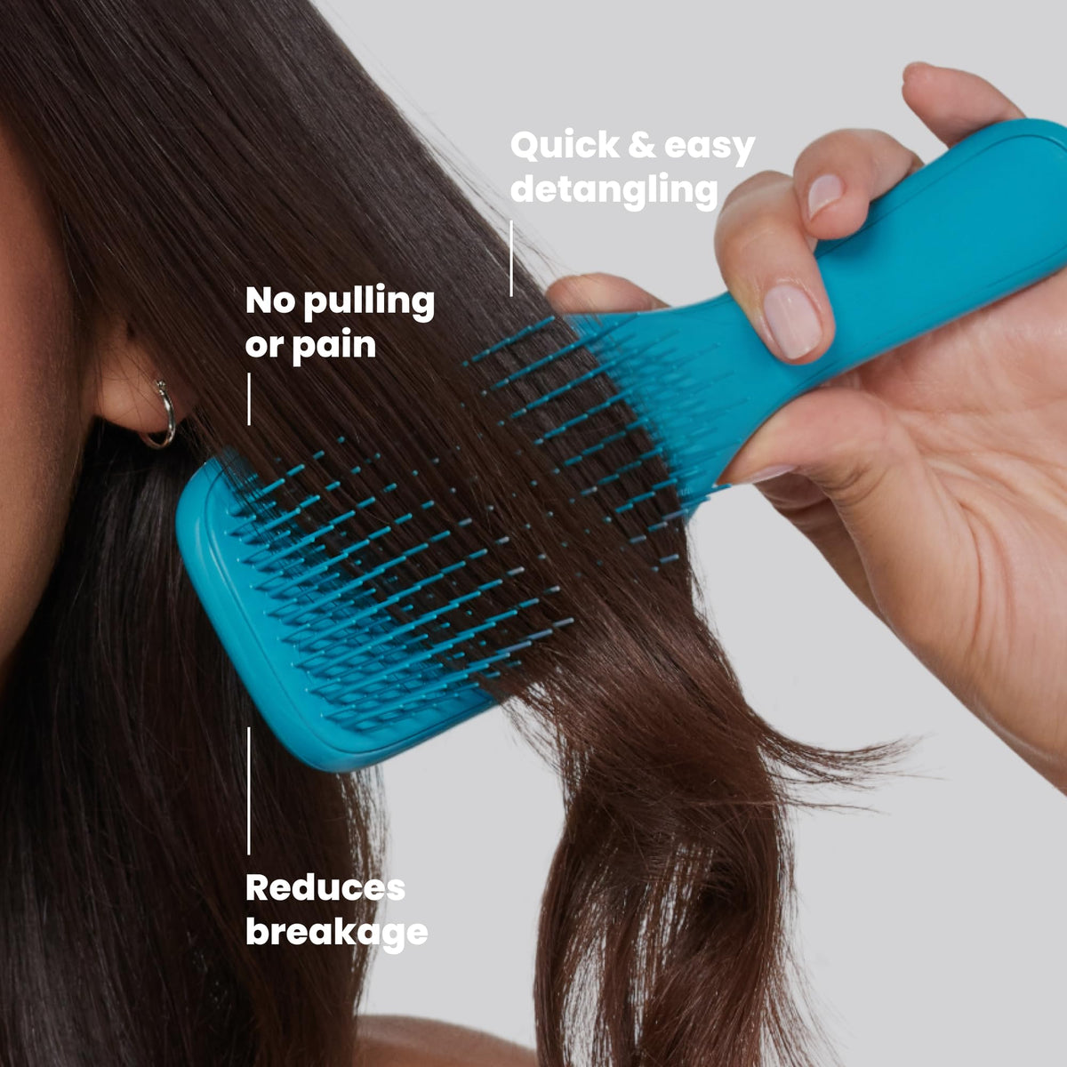 TANGLE TEEZER Ultimate Detangler Brush in hand