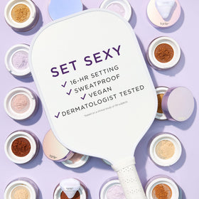 tarte Creaseless Setting Powder Lavender 82g texture close-up
