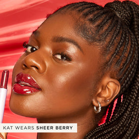 tarte Maracuja Juicy Lip Vinyl Gloss applicator close-up