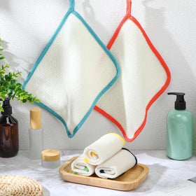 Tatuo exfoliating wash cloths with packaging visible