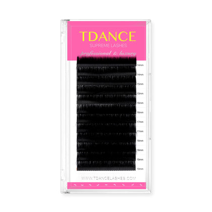 TDANCE Eyelash Extensions C Curl front view with mixed lengths
