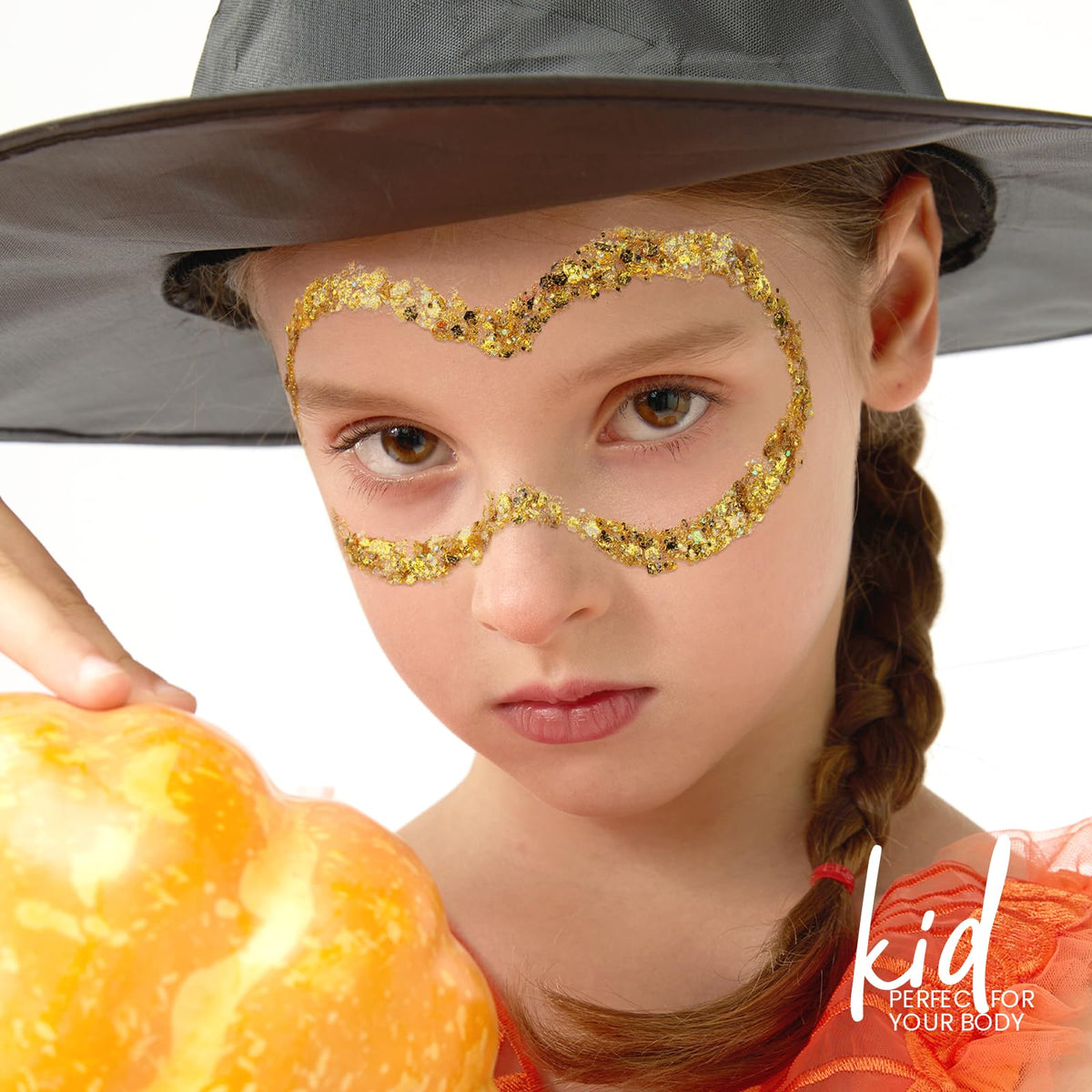 Teenitor Gold Body Glitter Gel used in a festival setting