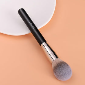 TEOYALL Tapered Blush Brush with cleaning supplies
