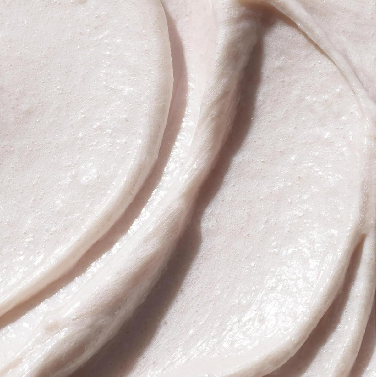 The Face Shop Rice Water Bright Exfoliating Cleanser application on skin