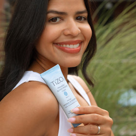 TIZO Facial Mineral Sunscreen Primer Tinted SPF 40 lifestyle scene