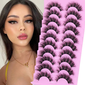 TNFVLONEINS 4D lashes on model's eyes