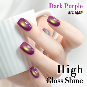 Tools for applying Double Rhythm Cat Eye Gel Polish