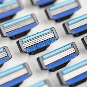 Toptech Razor 3 for Men with travel-friendly packaging