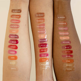 Tower 28 ShineOn Lip Gloss Jelly XOXO close-up of applicator