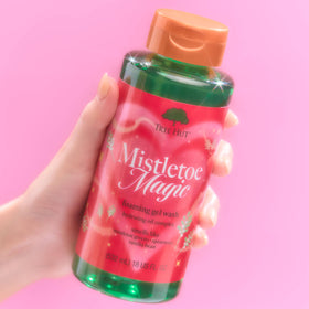 Tree Hut Mistletoe Magic Foaming Body Wash lifestyle scene in a bathroom