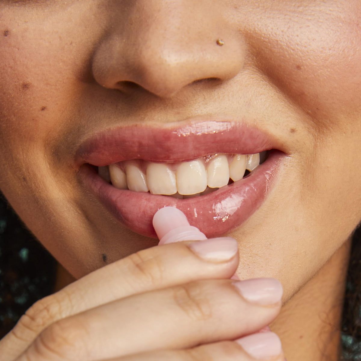 Tree Hut Moisturizing Lip Butter with rosehip oil ingredients
