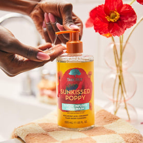 Tree Hut Sunkissed Poppy Hand Wash texture on hand