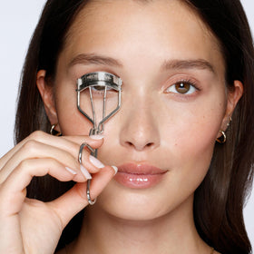 Tweezerman Classic Eyelash Curler side view showing ergonomic design