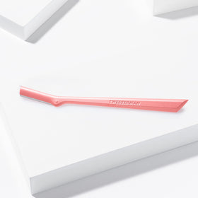 Tweezerman Facial Razor Tea Rose packaging