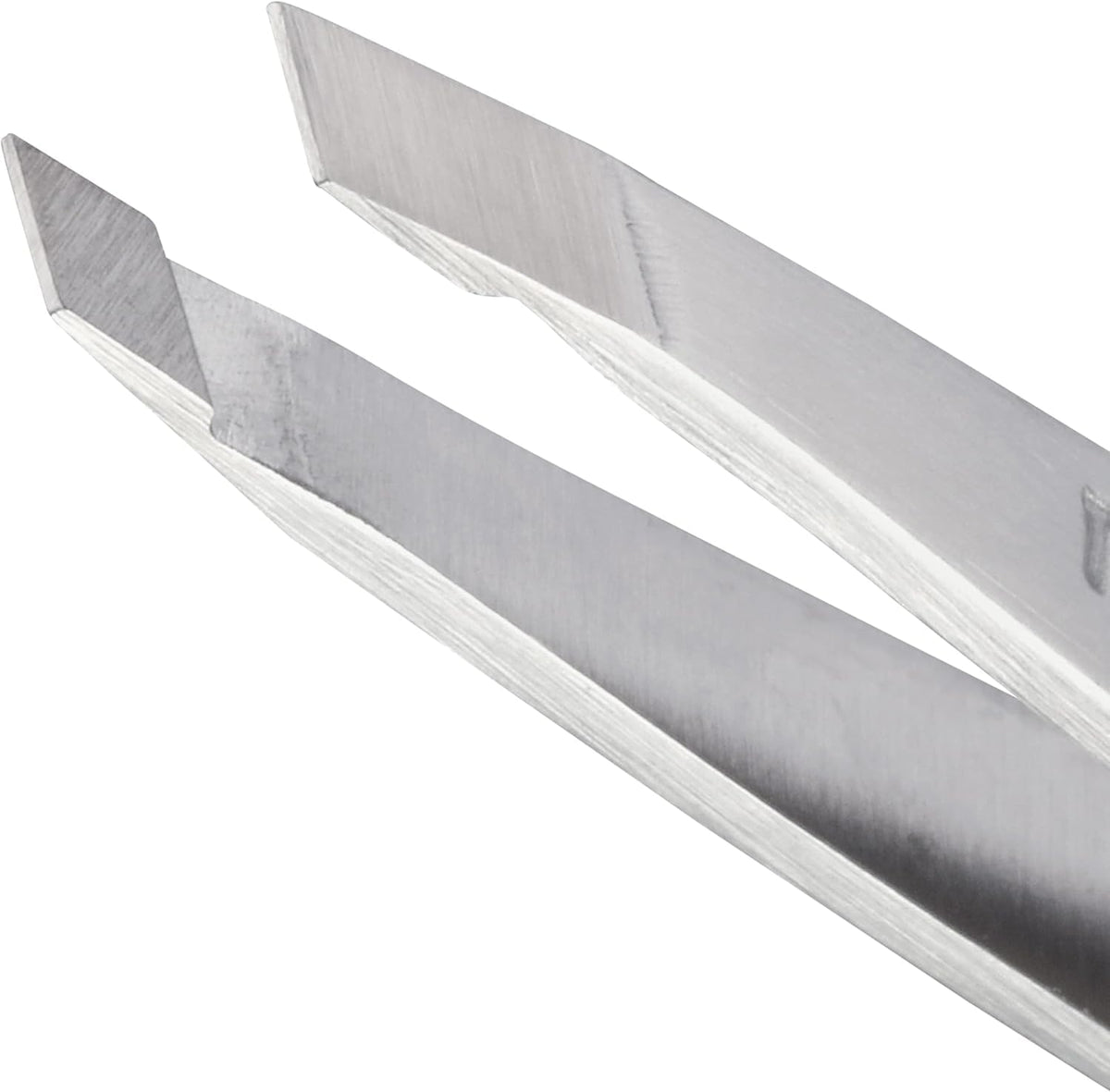 Tweezerman Mini Slant Tweezer side view showcasing slanted tips