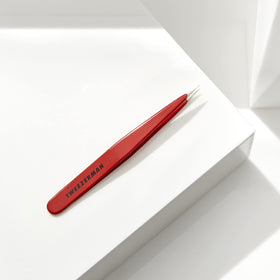 Tweezerman Point Tweezer packaging with product details
