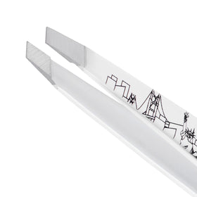 Tweezerman Slant Tweezer in packaging