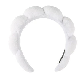 TYSSELY Spa Headband front view with flower design